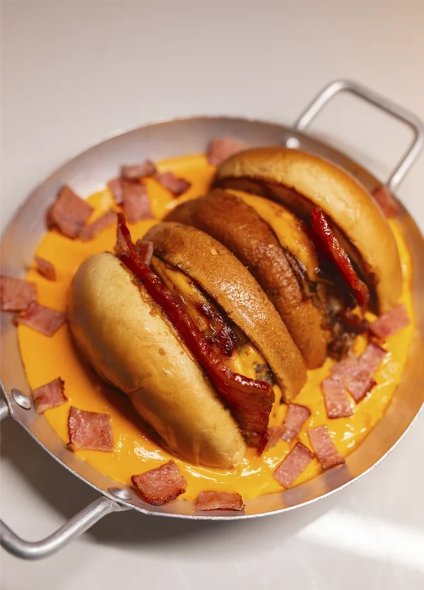 hamburgueria-do-cadu-i-love-cheddar-3
